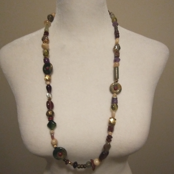 Jewelry - Vintage Boho Multicolor Stone Beaded Necklace